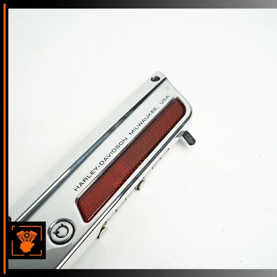 Harley Electra Glide 2010 alforja trasera derecha placa frontal con pestillo 90601-93A fabricante de equipos originales Foto 4 de 4