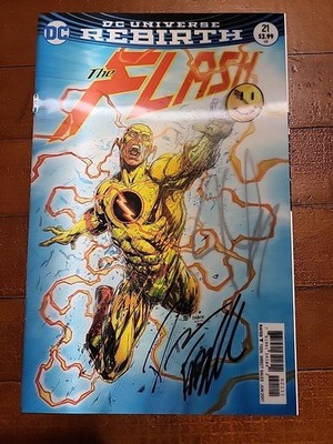 The Flash #21 Lenticular Cover (DC June 2017) Autographed By Fabok & Williamson