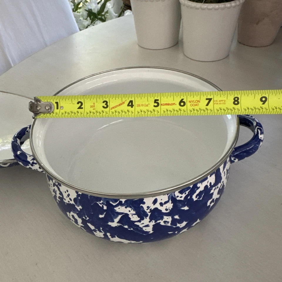 Golden Rabbit Enamelware Cook Pot, Royal Blue & White With Lid, 2.5 Quart Unused - Image 3 of 4