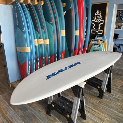 S28 NAISH MANA 9'5 X 32