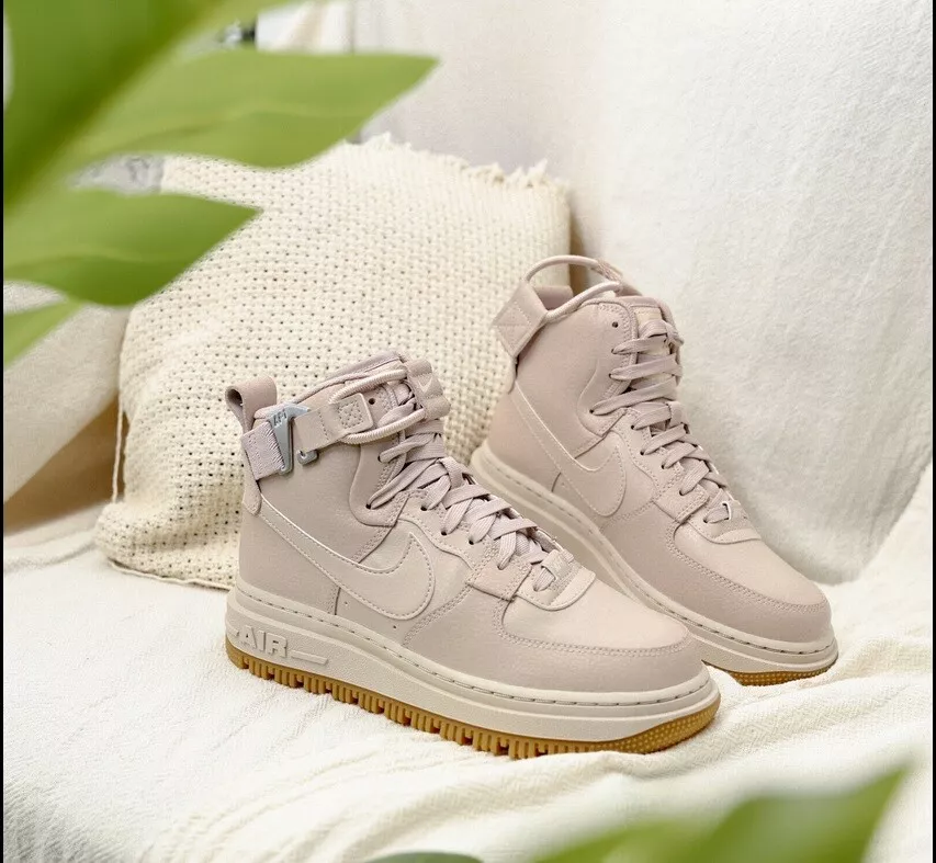 Nike Air Force 1 High '07 LV8 sneakers in stone - STONE