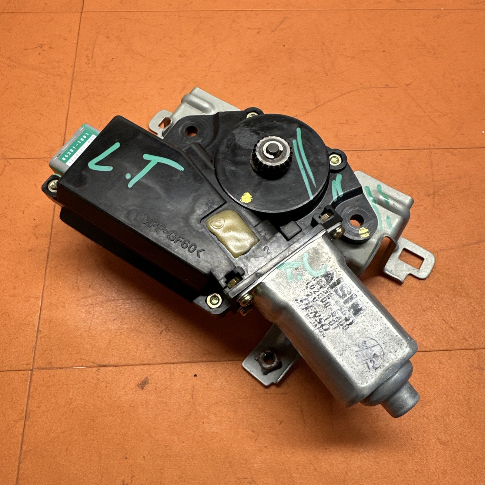 8873599631 1998 2002 LEXUS LX470 SUNROOF MOTOR DRIVE UNIT ONLY OEM