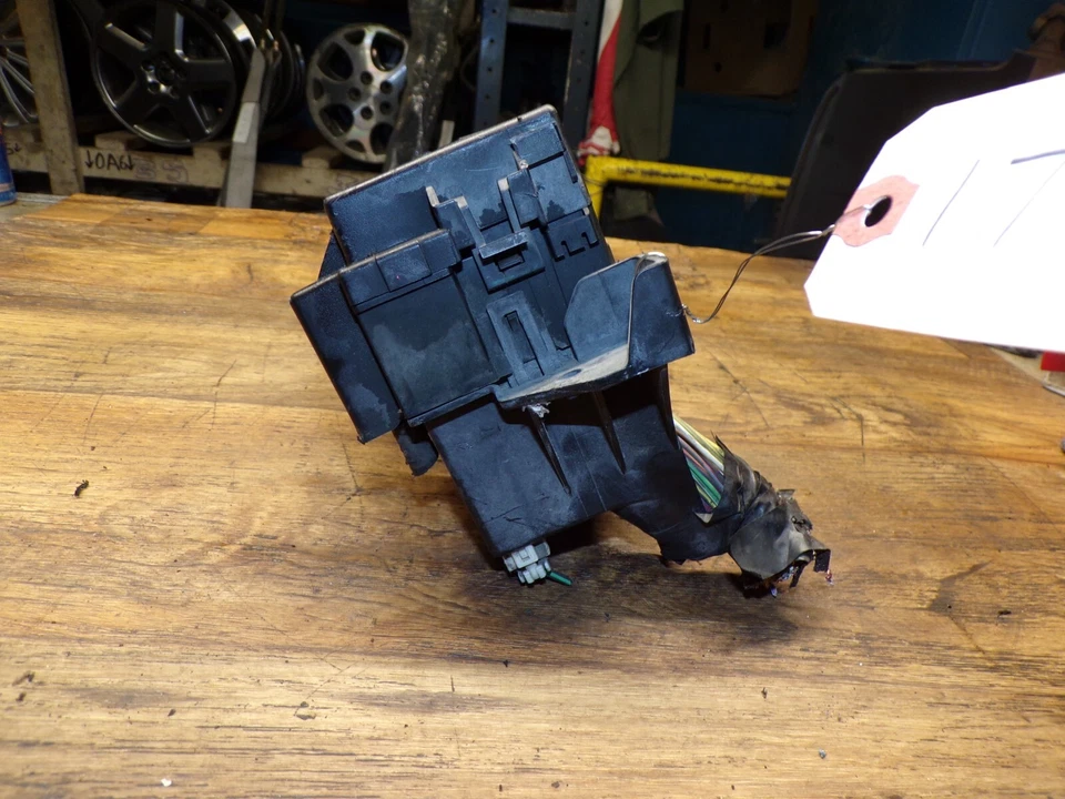 2009 MERMERCURY MARINER FORD ESCAPE GAS VIN 7 8 ЦИФР ENG КОРОБКА РЕЛЕ ПРЕДОХРАНИТЕЛЯ OEM - Изображение 4 из 4