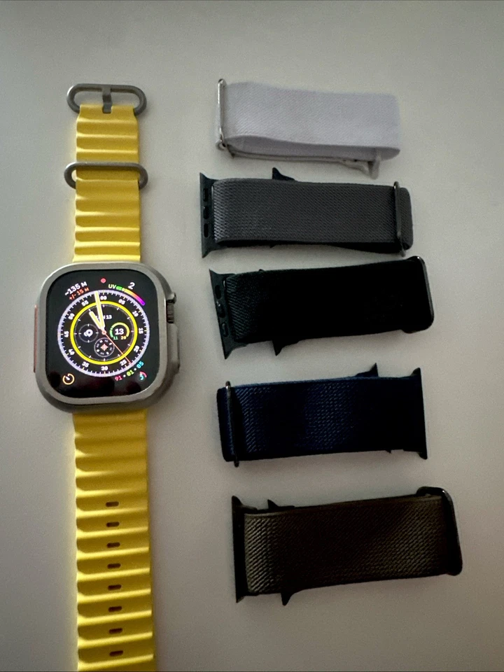 Apple Watch Ultra 1ère Gen (GPS + Cellular, 49mm) Montre connectée - Photo 4/4