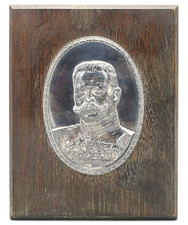 WW1: Patriotische Holztafel mit Metallplakette; Gedenktafel Paul von Hindenburg
