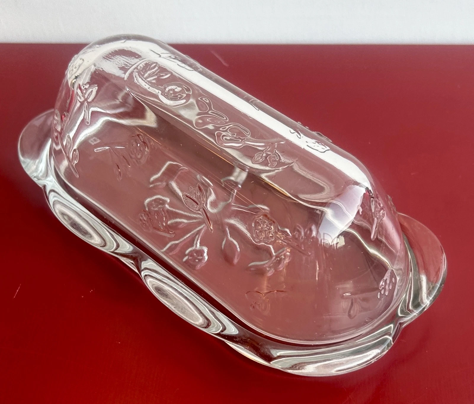 VTG Anchor Hocking Savannah Floral Clear Glass Scalloped Butter Dish 7”x 2.5”
