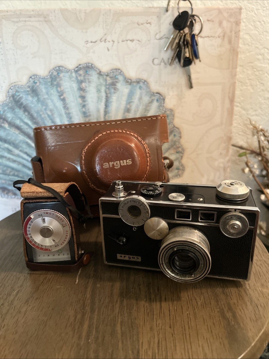 Vintage 50mm Argus Coated Cintar Camera, w/range Finder