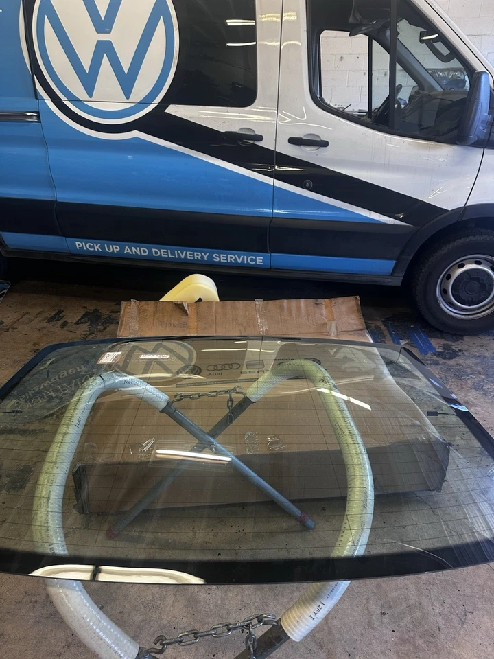 2012 To 2018 VW Jetta Back Glass - Image 3 of 4