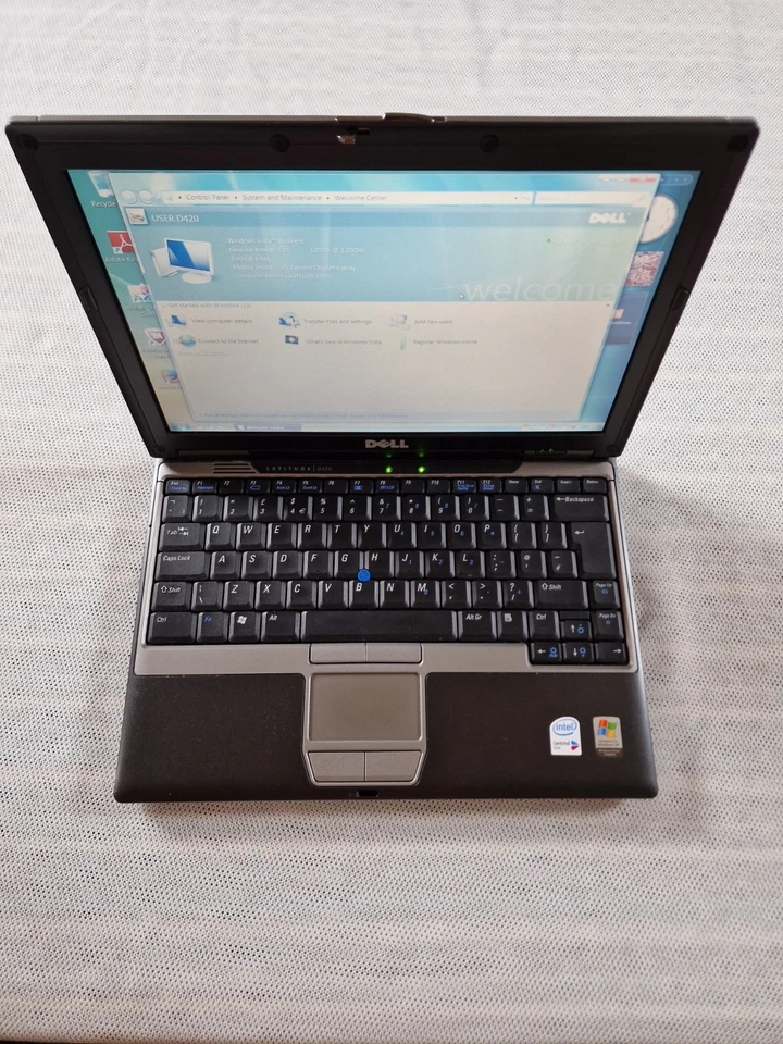 Dell Latitude D420- Core Duo 1.2GHz, 1Gb RAM, 60Gb Hdd Win Vista Laptop power on - Image 3 of 4