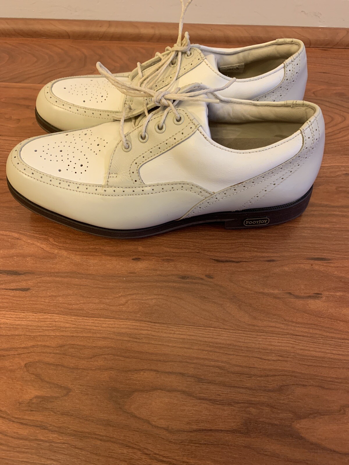 Footjoy Europa Womens 7.5M White Sand Leather Oxfords Golf Shoes 98910