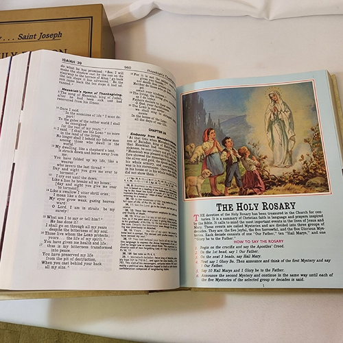 Holy Bible NAB St Joseph Edition Large Type - Fully Illustrated Large Book w Box - Picture 5 of 10