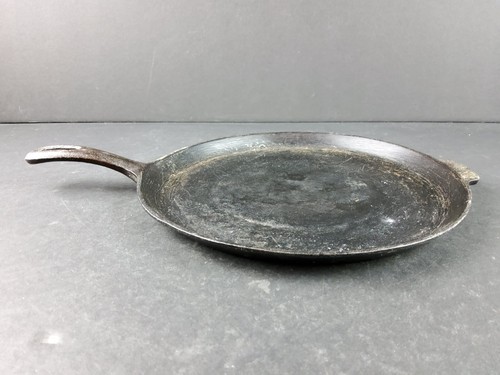 Vintage Wagner Ware 11" Cast Iron Skillet Griddle Made In The USA - 第 3/10 張圖片