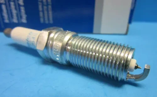 4 Spark Plugs Genuine GM ACDELCO Iridium OEM # 41-108 2.0L 2.4L Pre-Set Gap - Image 4 of 4