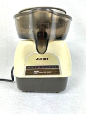 Proctor-Silex Juicit Automatic Juicer J101W USA Made Retro Vintage Almond Brown