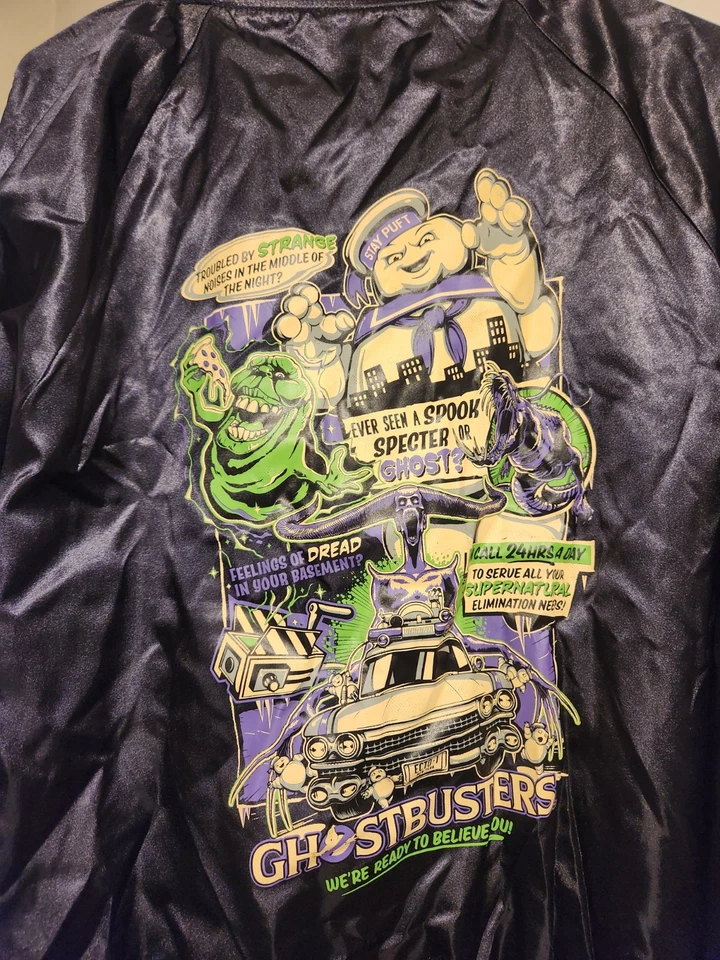 NUEVO CON ETIQUETAS Halloween Horror Nights Mediana 2024 HHN33 Cazafantasmas Chaqueta de Bombardero Foto 4 de 4