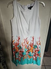 Dress BE by Cheeta B sleeveless fitted flare size 4 with white top and floral
