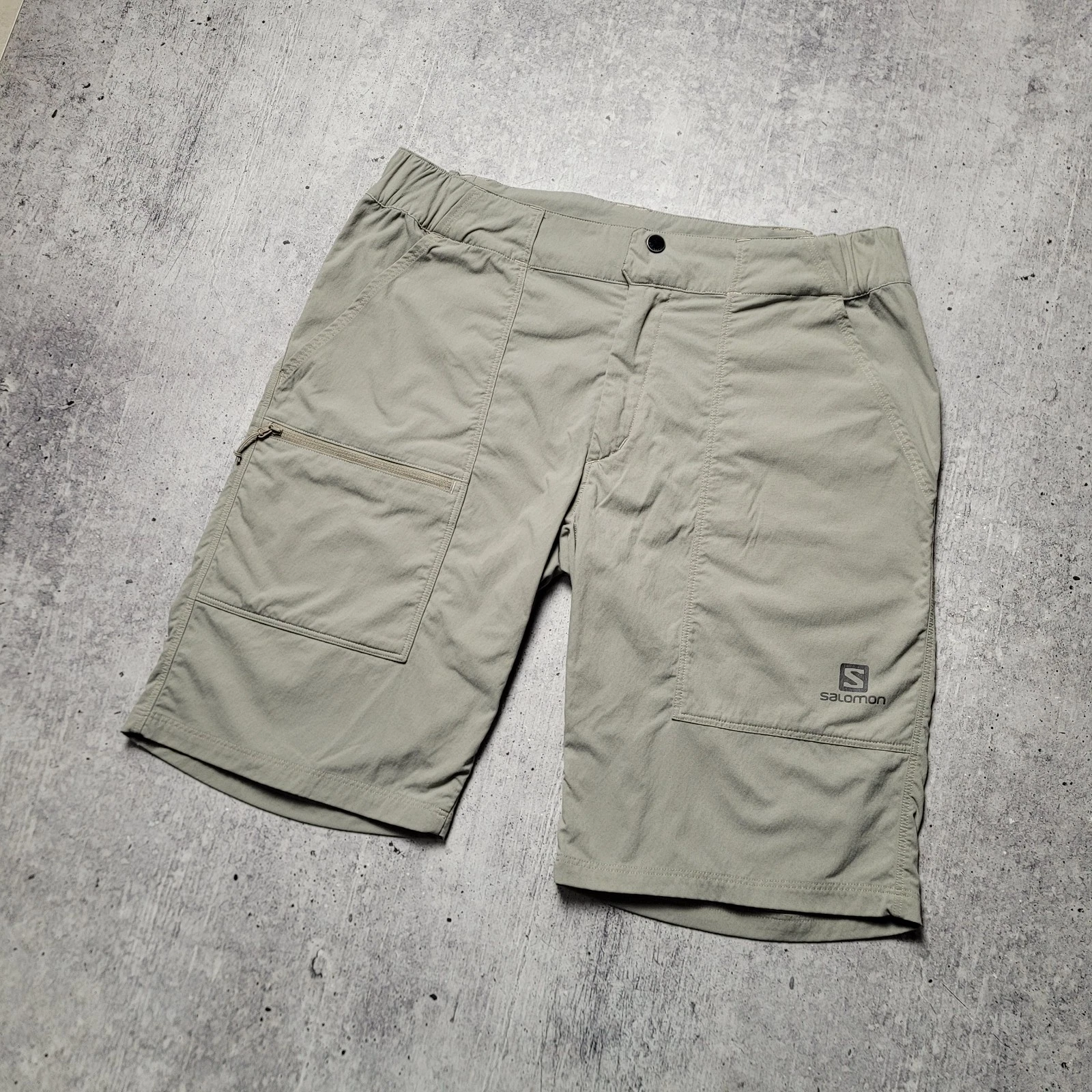 Salomon Shorts Mens Size 34 Gray Hiking Running Outdoor
Opens in a new window or tab