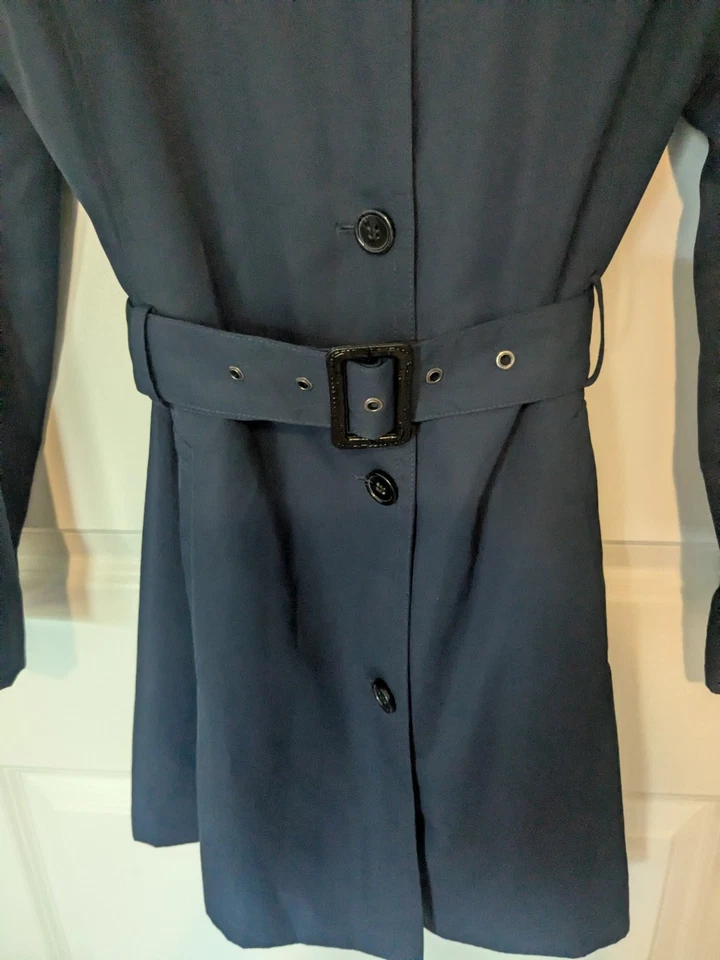 Impermeable Colección Jacklyn Smith, Talla Grande Foto 2 de 4