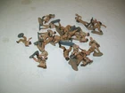 VINTAGE  MARX  1965 MINIATURE  " INVASION  DAY "  PLAY SET  BRITISH  FIGURES- 24