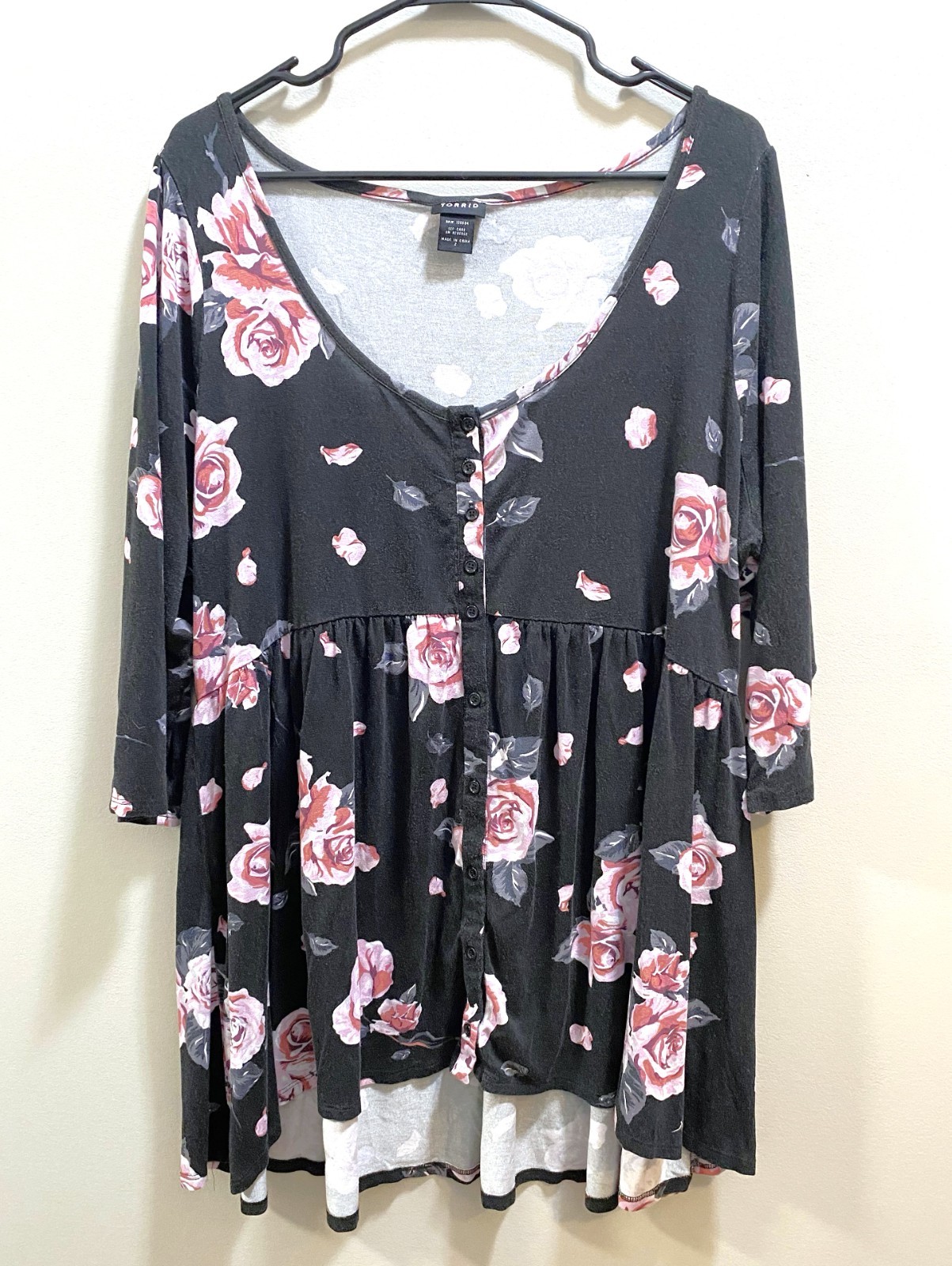 Torrid Womens Blouse Babydoll Top Black Pink Roses Floral Empire Waist Size 2X