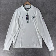 Boston Celtics Collecting and Fan Guide 32