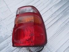 1998-2002 Toyota Land Cruiser Right Passenger Taillight Taillamp Tail Light Oem