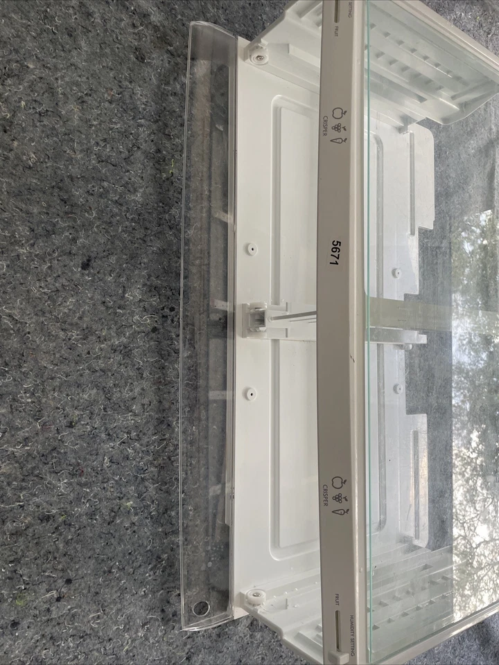 PIEZA CUBIERTA CAJÓN REFRIGERADOR KENMORE# MCK618804 Foto 2 de 4