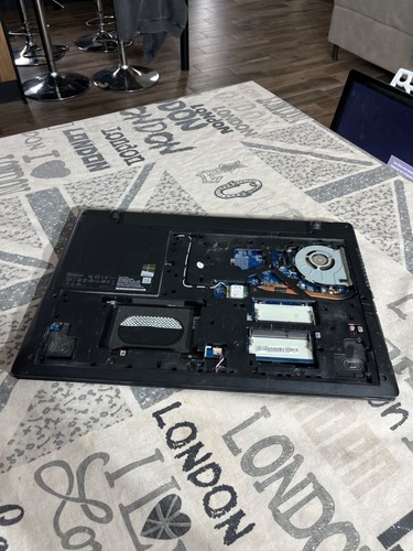 (A162) lenovo g70-35 amd a6 - Imagen 7 de 9