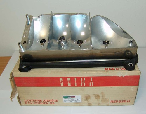 Platine De Feu Arrière Gauche Pour Citroën GS 1973-1977 - Pièce D'origine Citroën - Occasion