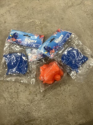 3 PK Discontinued Finding Dory Bath Squirter Toy Disney..