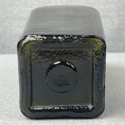 "Antigua botella de ginebra con estuche de oliva oscuro con paneles acanalados de 10 1/2""" - Imagen 5 de 14