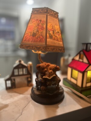 Vintage Story Bears Lamp Features Bears Reading Books Shade