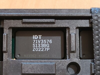 Lot of 10 Renesas / IDT 71V3576S133BG SRAM 3.3V 128K x 36 Sync Pipe Lined Burst 