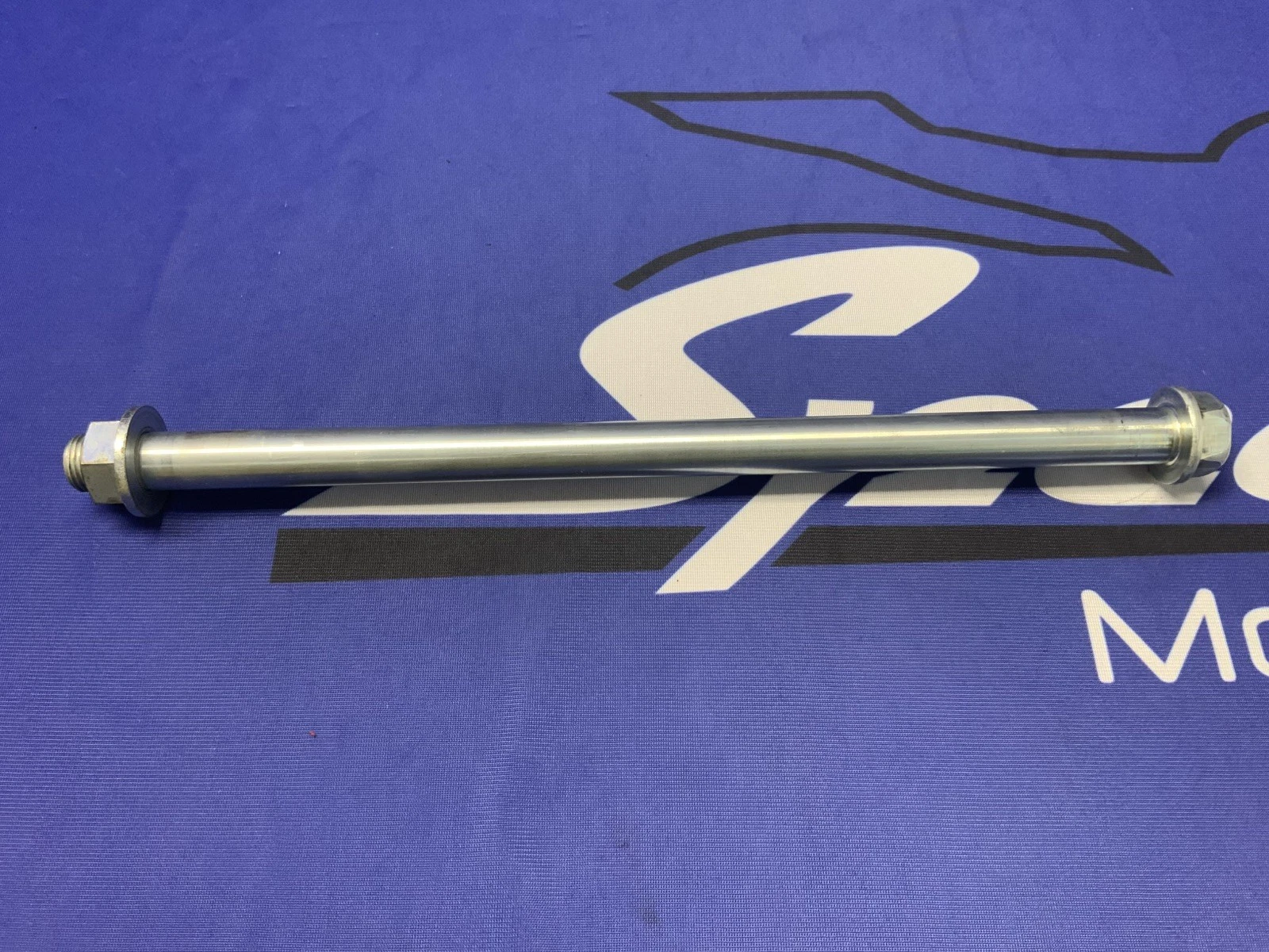 Kawasaki Rear Swing Arm Shaft Bolt ZX1000A 1986-1987 OEM 33032-1115