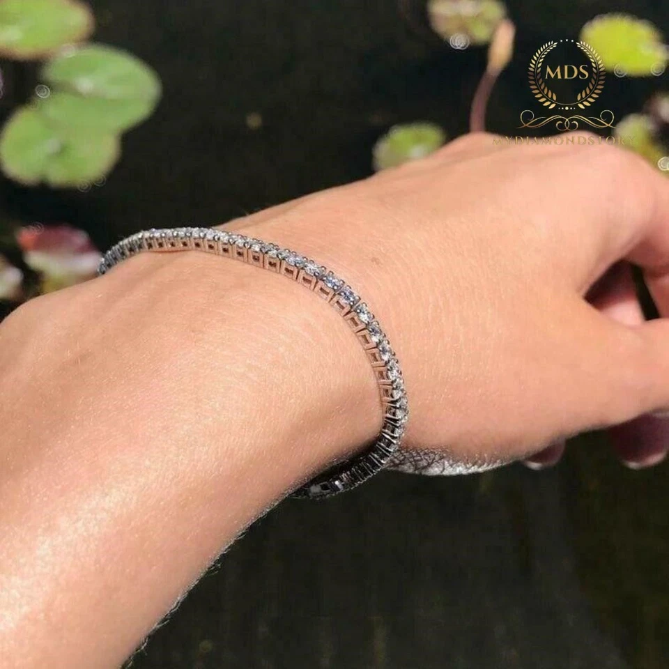 Brazalete de boda de tenis de 7 pulgadas de largo corte redondo de 5 quilates VVS1 oro blanco sólido de 14K Foto 3 de 4