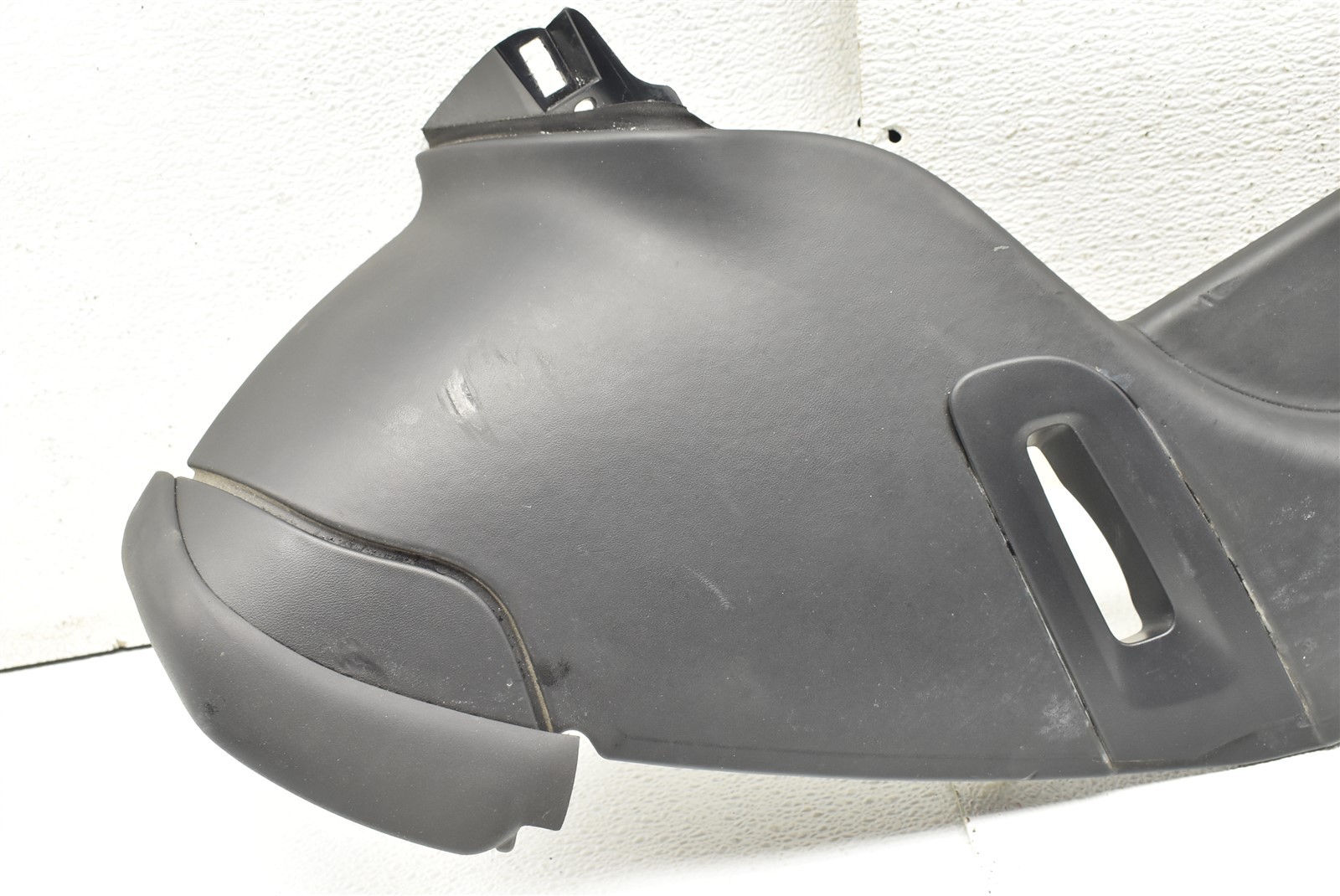 Mclaren 570s Right B Pillar Trim Cover RH 13NA018SP 