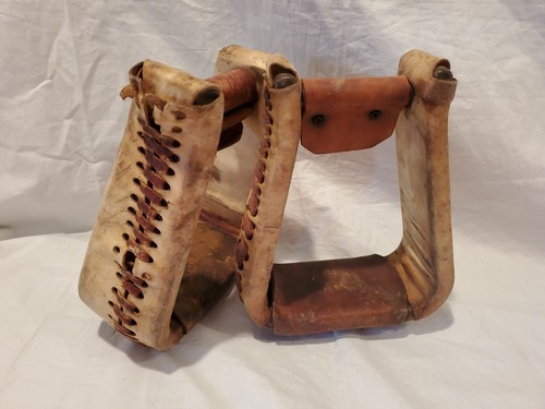 Vintage Western Cowboy Horse Saddle Stirrups Leather Over Plastic Bell Bottoms