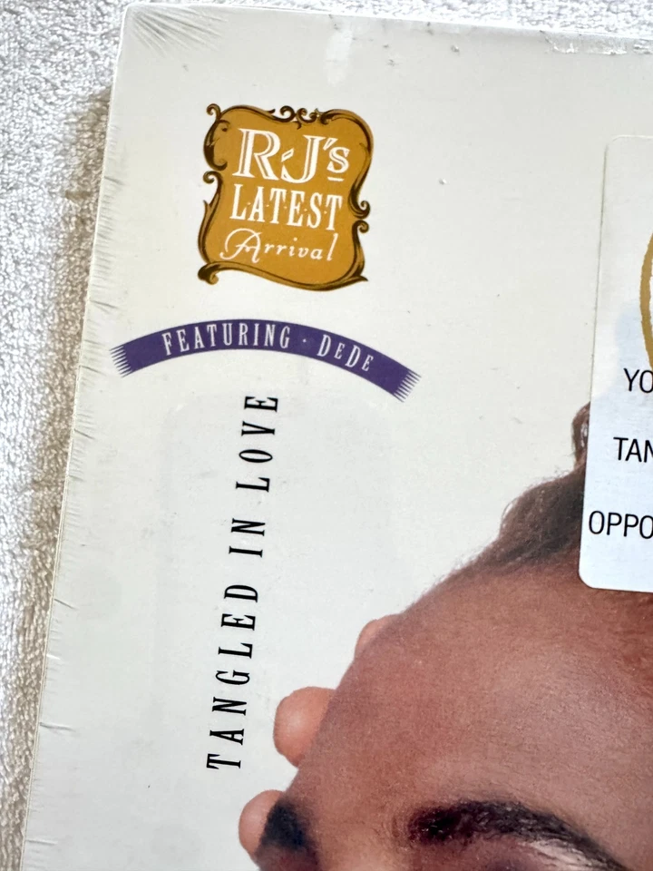 RJ's LATEST ARRIVAL FEATURING DEDE  CD SEALED LONGBOX TANGLED IN LOVE PROMO HYPE Foto 3 de 4