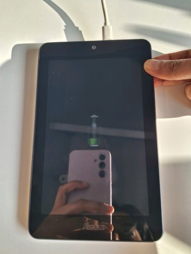 Asus Memo Pad 7 ME176C K017 White Wi-Fi 7" 8GB 5MP 1GB Ram Android Tablet - Picture 2 of 5