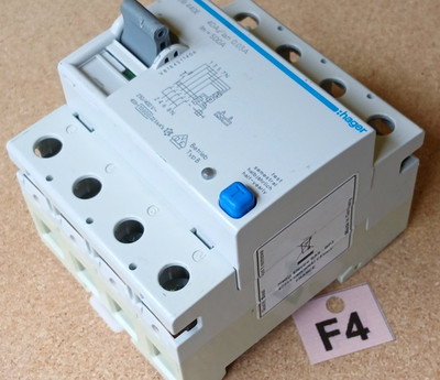 FI Schutzschalter Typ B, Sehr gut erhalten, 40A 30 mA, hager CDB 440E, F4