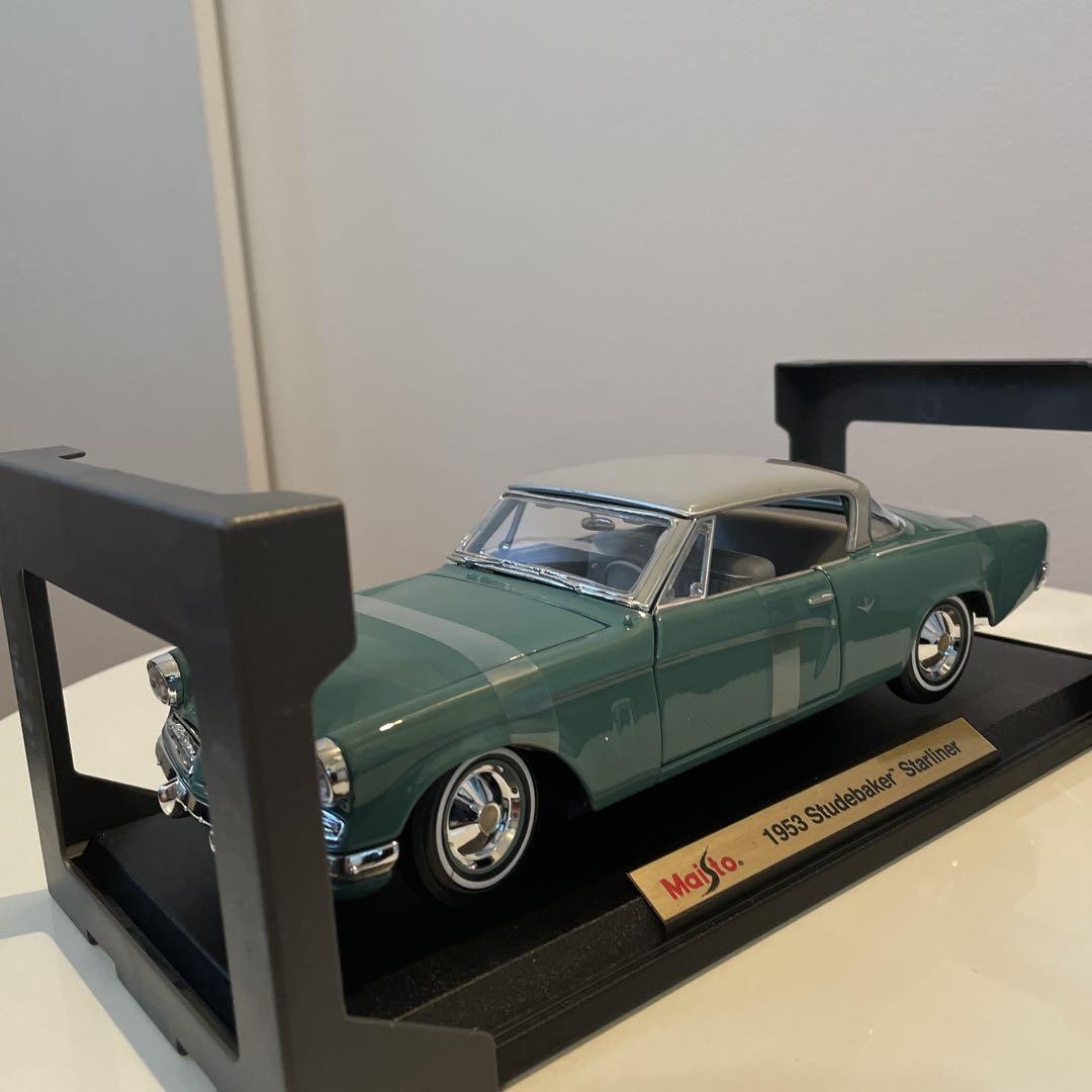 ダイキャストカー1/18 1953 Studebaker STUDEBAKER Starliner 1953 - Vintage diecast 1:18 Scale model