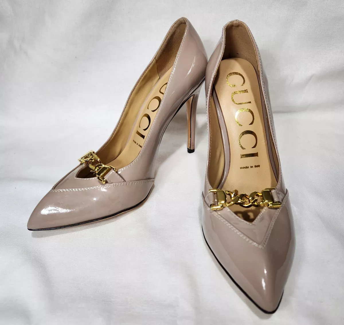 Gucci hotsell pumps gold