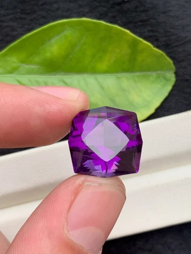 24.5 ct Natural Purple Amethyst Cushion Cut – Jewelry Size Loose Gemstone - Picture 5 of 8