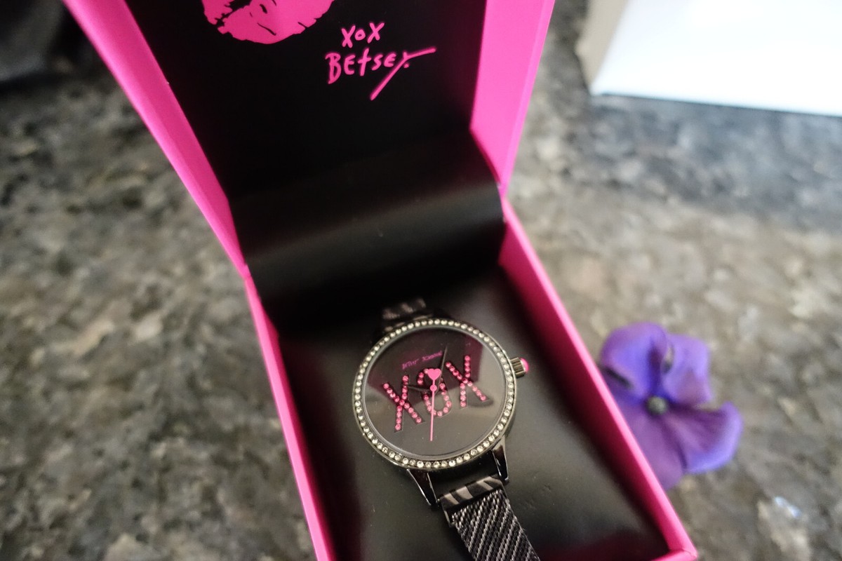 Betsey Johnson XOX watch new in box | eBay display picture 3