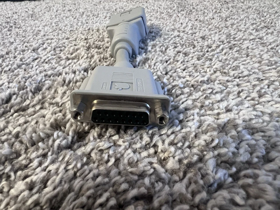 Vintage Apple Computer Part - 590-0796-A - HDI-45 to DB-15 Video Adapter Cable - Image 2 of 4