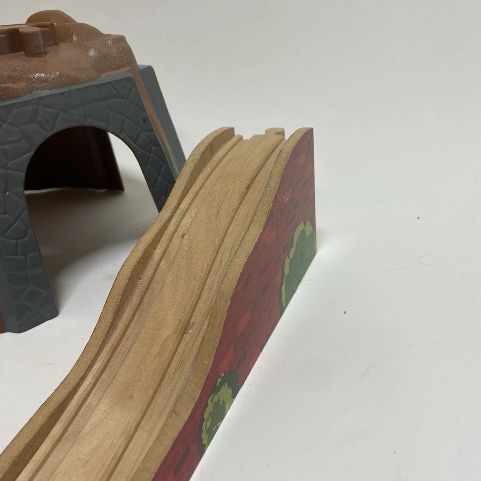 THOMAS & FRIENDS Railway Track Fork Tunnel Bridge Double Bridge  Plastic Kids - Image 4 of 4