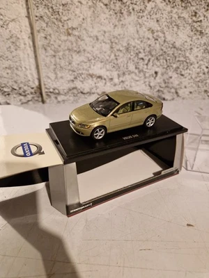 MOTORART 1/43 - VOLVO S 40 GEKKO GREEN - VFL1720 - Photo 1/4