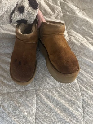 UGG Classic Ultra Mini Platform
