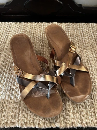 Sandali con zeppa UGG Adalie in sughero metallizzato misura 7 5 festivi primaverili con cinturino slip on