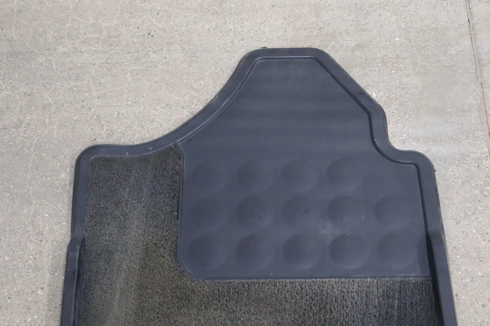 Juego de alfombrillas para todo tipo de clima Hummer H2 SUV 4 piezas OEM Foto 3 de 4